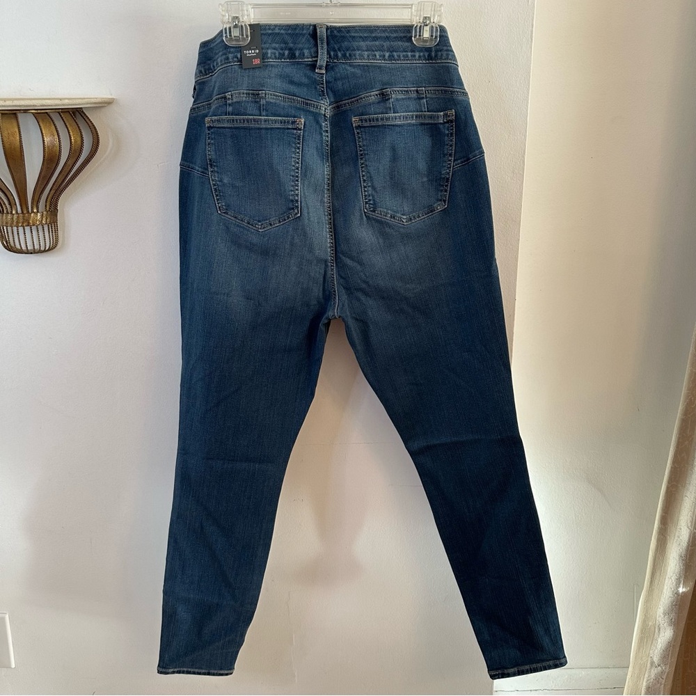Torrid Heartthrob Blue Bombshell Skinny Jeans, Plus Size 18R, Women's Denim, New - Picture 12 of 13